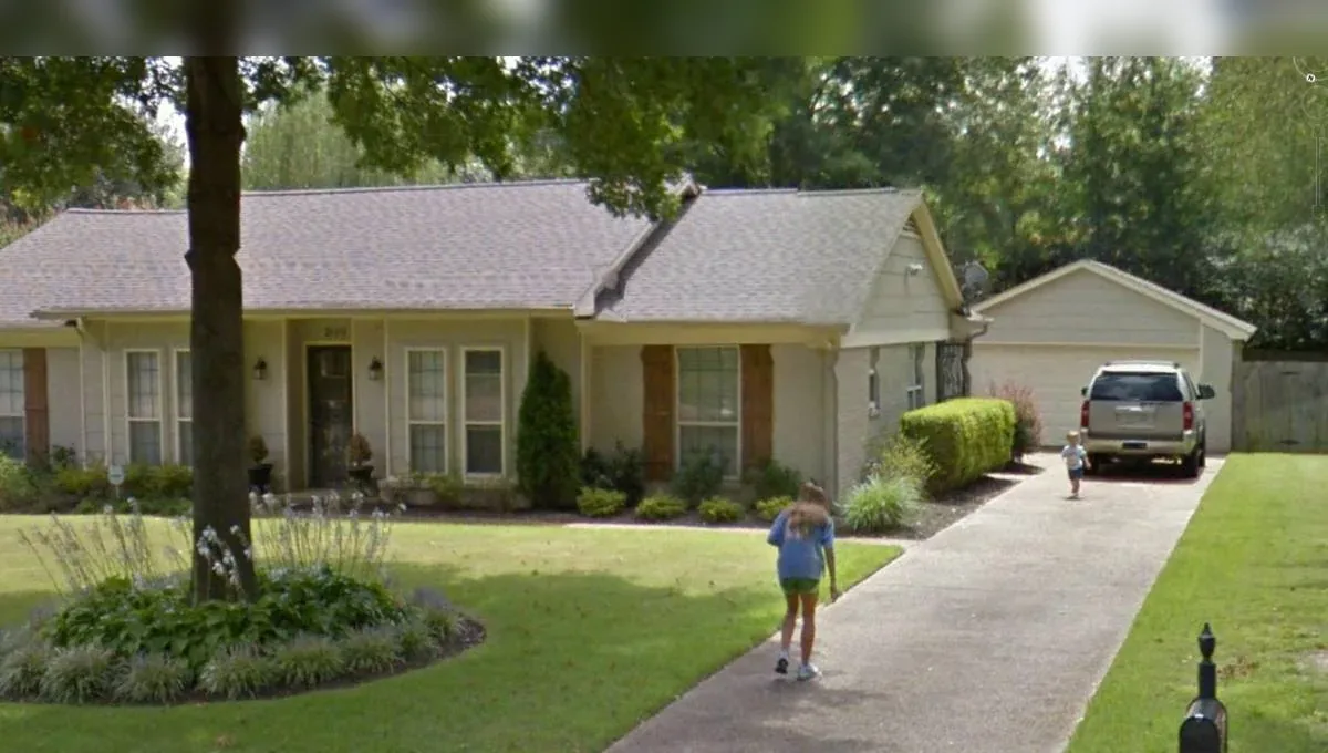 Google Street View frame